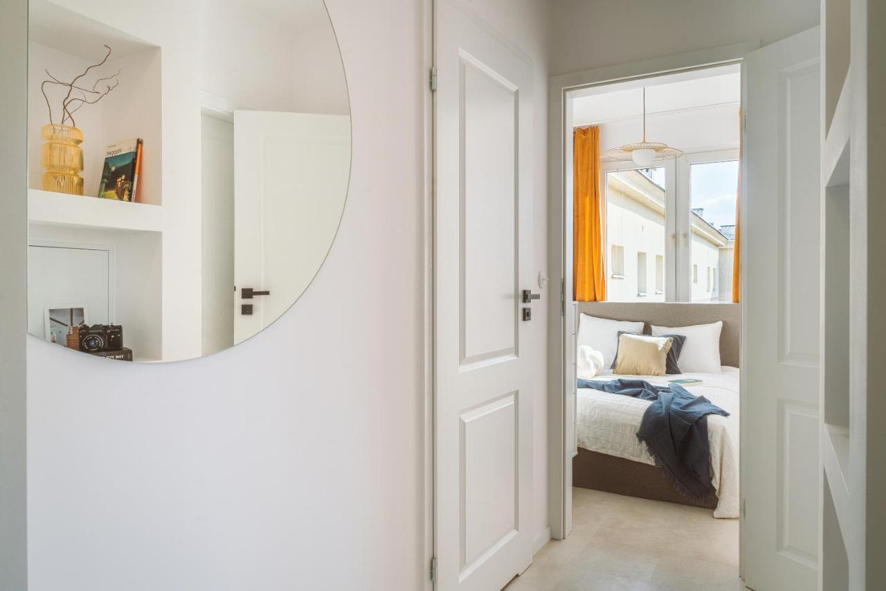 Warsaw Concierge Eclectic Design Apartment Екстериор снимка